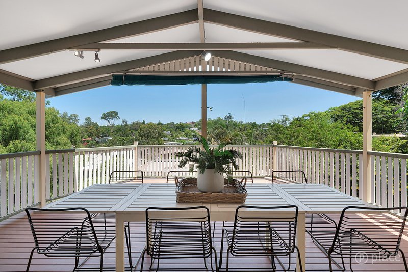 Photo - 41 Wongabel Street, Kenmore QLD 4069 - Image 7