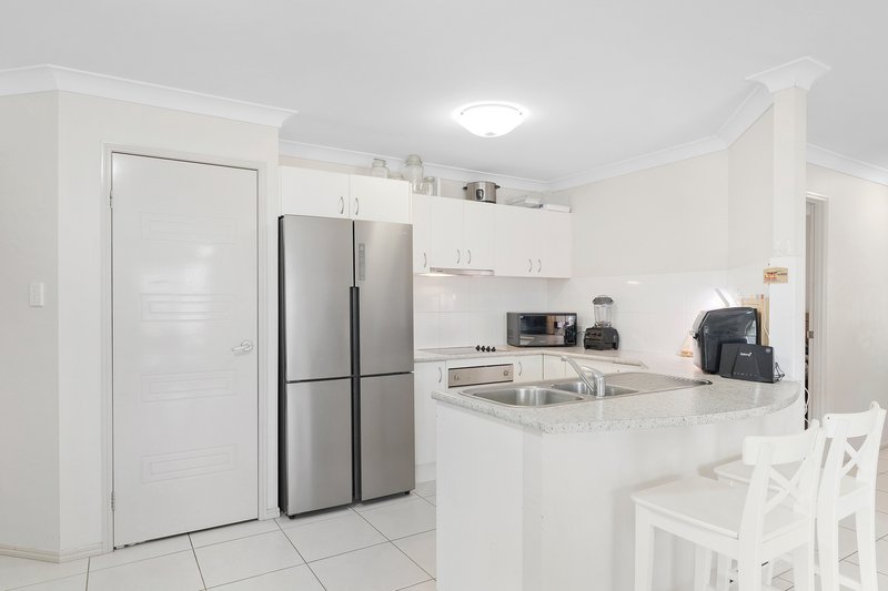 Photo - 41 Woodlands Boulevard, Waterford QLD 4133 - Image 2