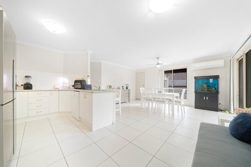 Photo - 41 Woodlands Boulevard, Waterford QLD 4133 - Image 3