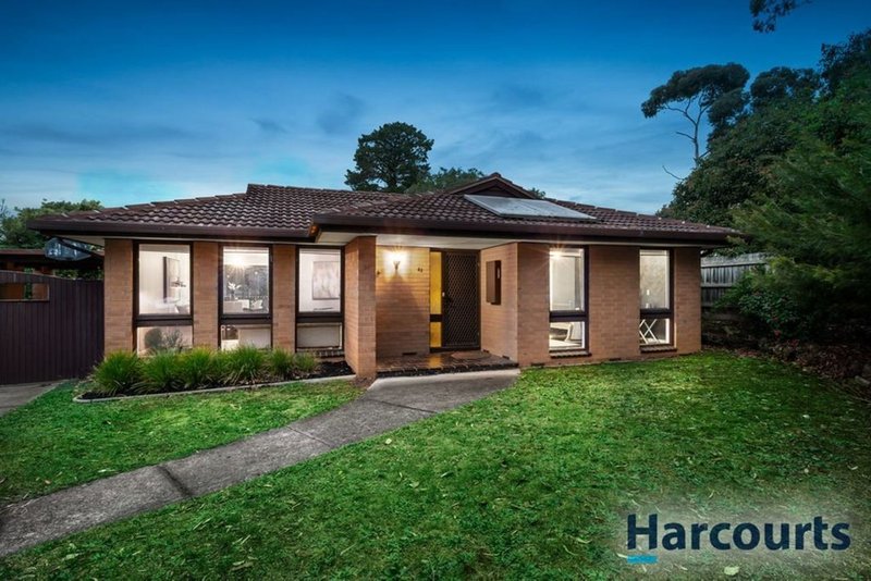 Photo - 41 Yorkminster Avenue, Wantirna VIC 3152 - Image 11