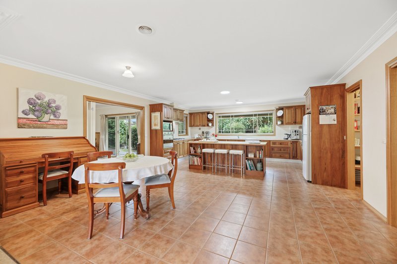 Photo - 41 Young Street, Darnum VIC 3822 - Image 5