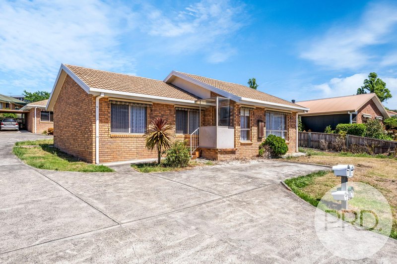 Photo - 4/10-12 Fehlrich Court, Granton TAS 7030 - Image 2