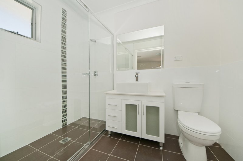 Photo - 4/10-12 Mulloon Street, Queanbeyan East NSW 2620 - Image 7