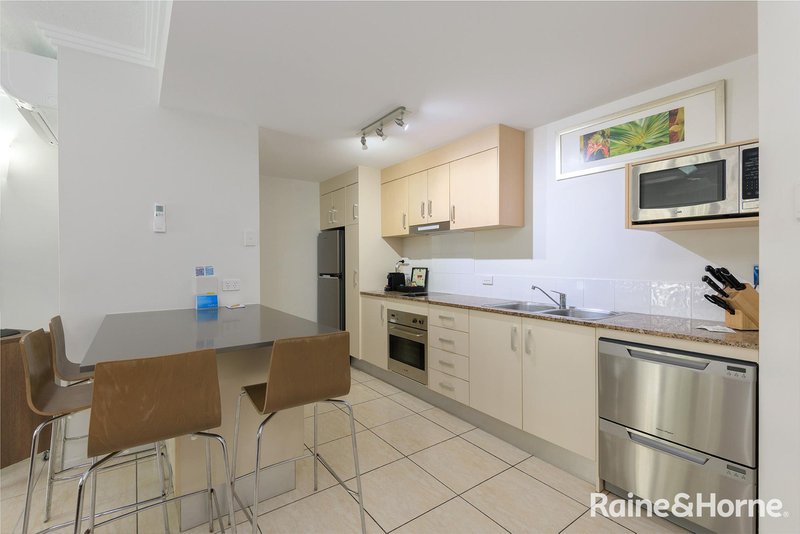 Photo - 4/10-12 Owen Street (Mantra Aqueous) , Port Douglas QLD 4877 - Image 9