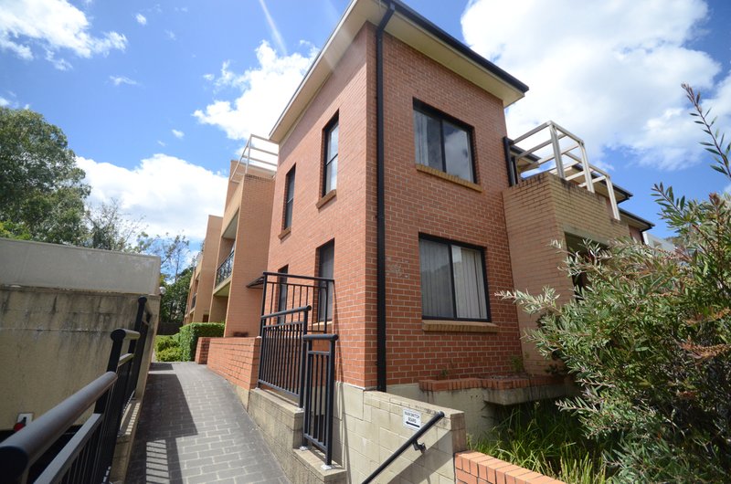 4/10-12 Reid Ave , Westmead NSW 2145