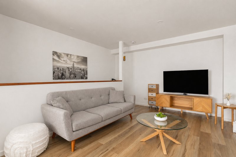 Photo - 4/10-12 Woorayl Street, Carnegie VIC 3163 - Image 1