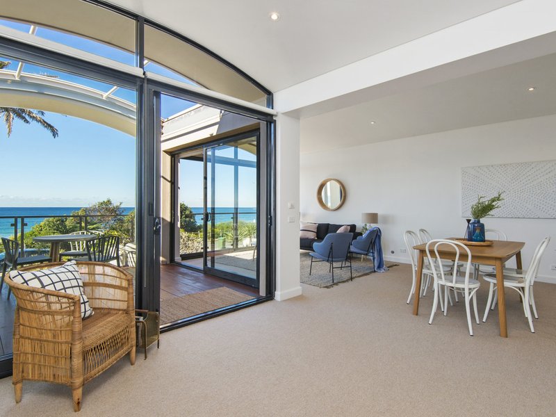 Photo - 4/10-16 Surfview Road, Mona Vale NSW 2103 - Image 4