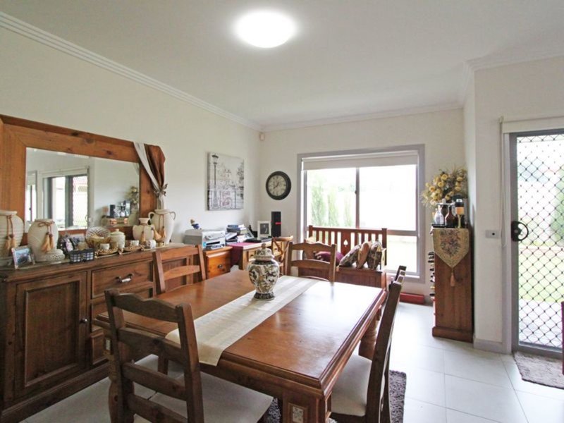 Photo - 4/10 Barrett Place, Cranebrook NSW 2749 - Image 5