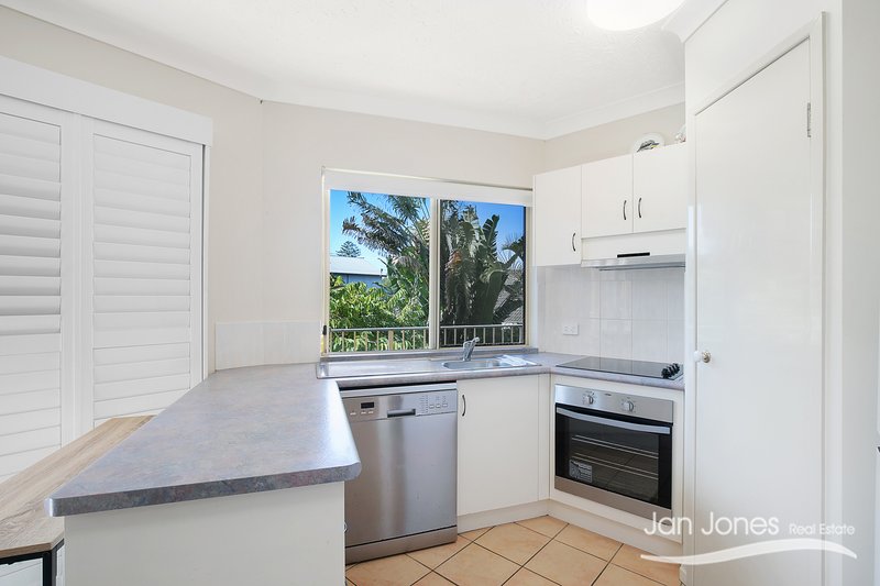 Photo - 4/10 Caroline Street, Woody Point QLD 4019 - Image 4