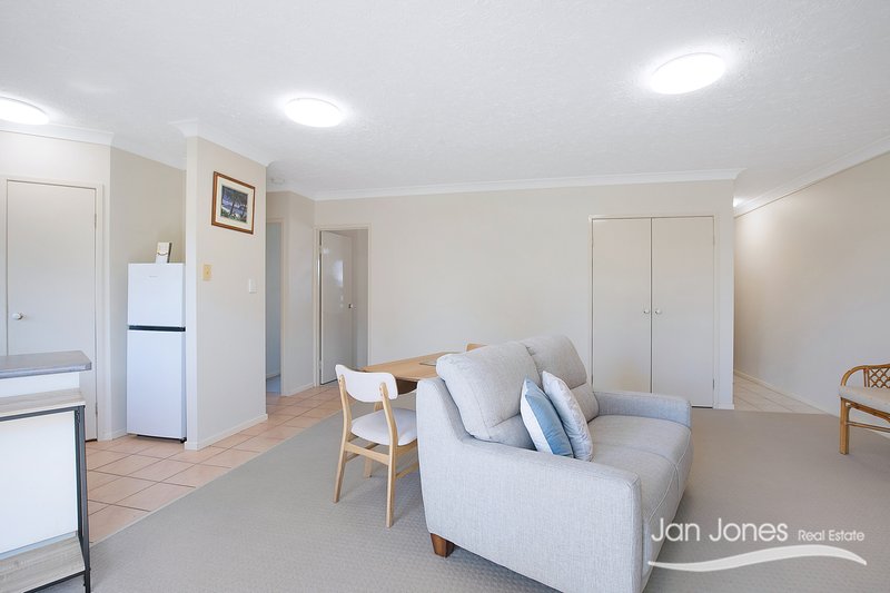 Photo - 4/10 Caroline Street, Woody Point QLD 4019 - Image 7