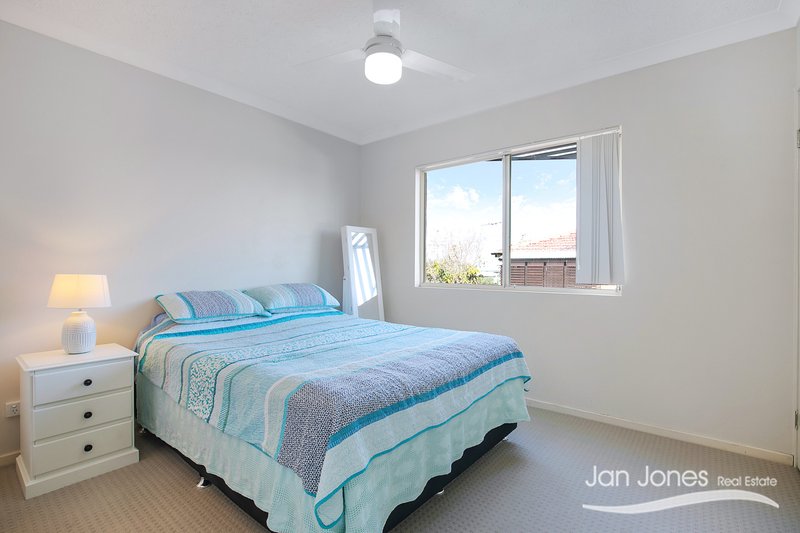 Photo - 4/10 Caroline Street, Woody Point QLD 4019 - Image 8