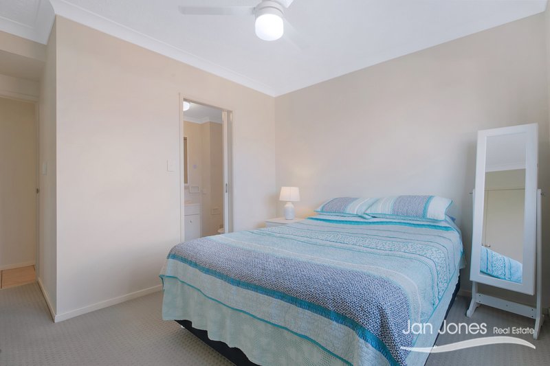 Photo - 4/10 Caroline Street, Woody Point QLD 4019 - Image 9