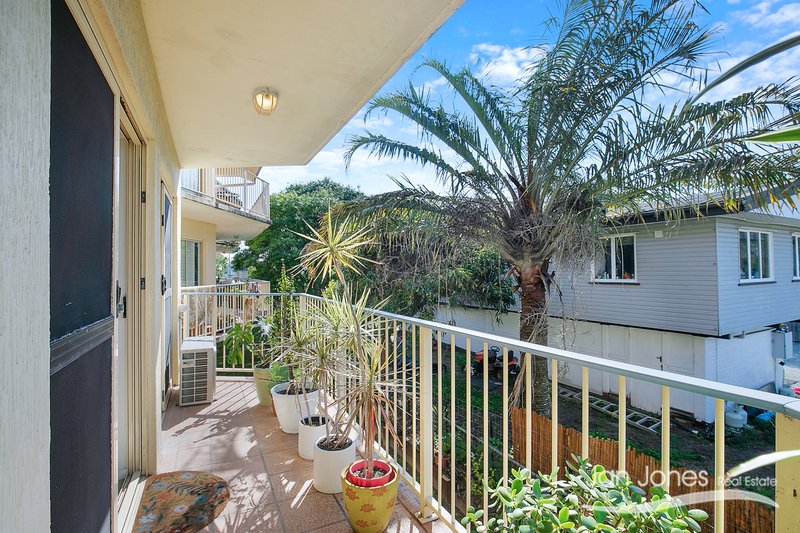 Photo - 4/10 Caroline Street, Woody Point QLD 4019 - Image 13