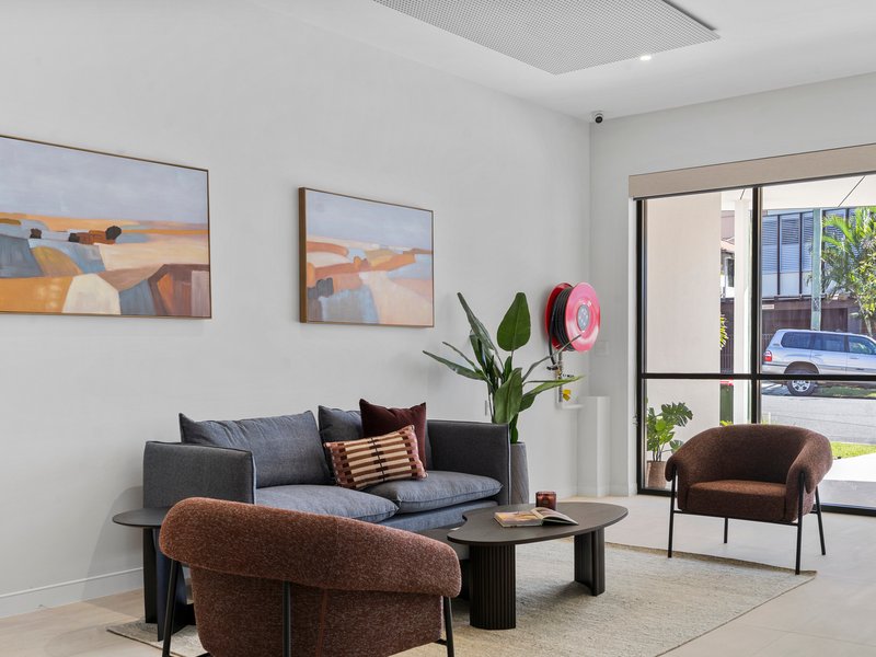 Photo - 4/10 Elizabeth Street, Tugun QLD 4224 - Image 17