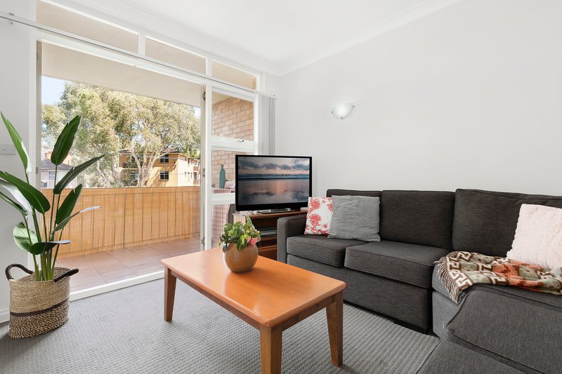 4/10 Grafton Crescent, Dee Why NSW 2099