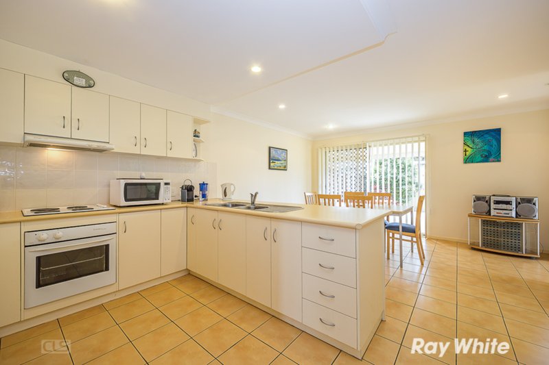 Photo - 4/10 Hall Avenue, Bongaree QLD 4507 - Image 2