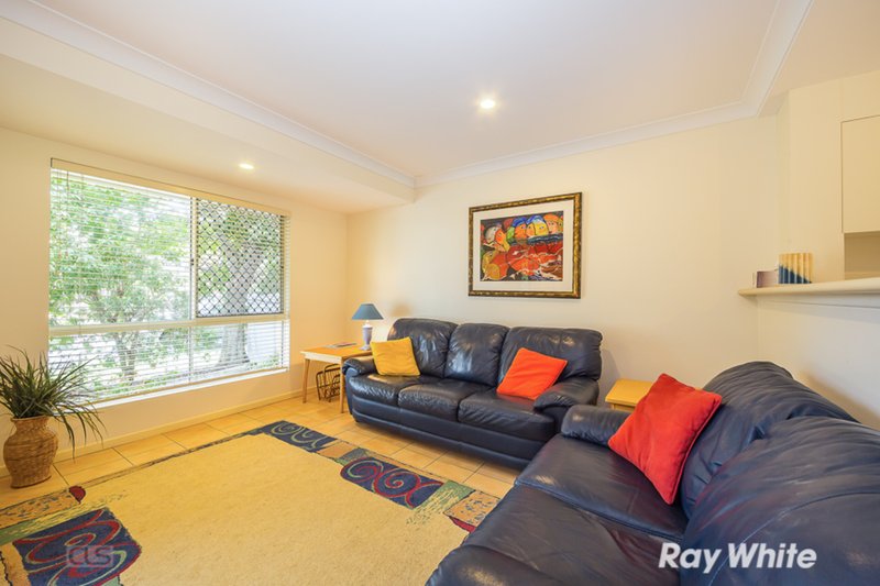 Photo - 4/10 Hall Avenue, Bongaree QLD 4507 - Image 3