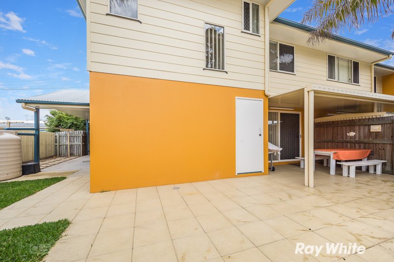 Photo - 4/10 Hall Avenue, Bongaree QLD 4507 - Image 5