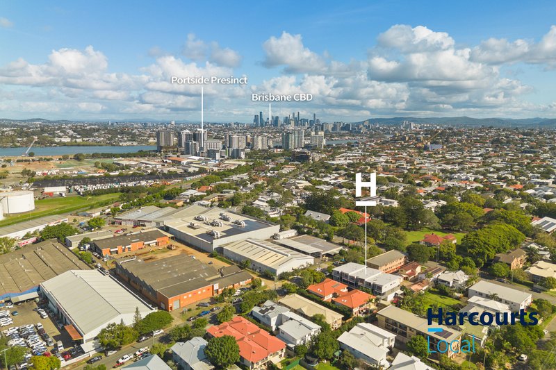 Photo - 4/10 Hilda Street, Hamilton QLD 4007 - Image 18