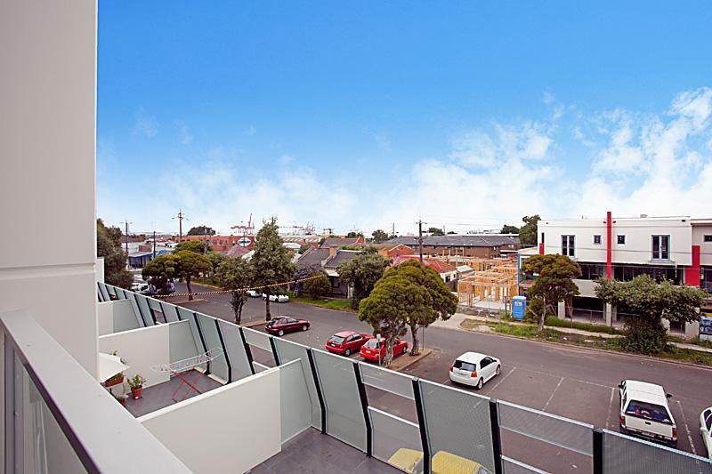 Photo - 410 Hopkins Street, Footscray VIC 3011 - Image 6