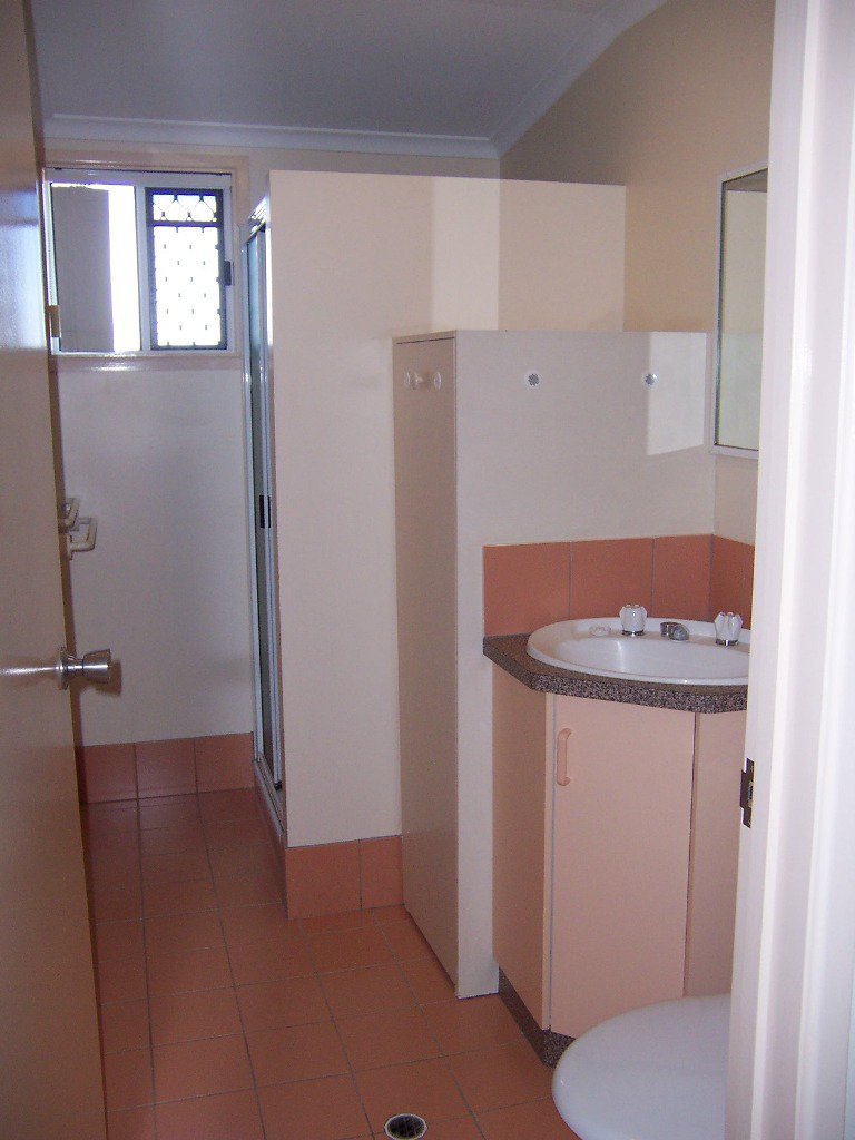 Photo - 4/10 James Street, Yeppoon QLD 4703 - Image 6