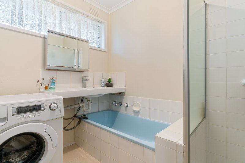 Photo - 410 Mcclelland Drive, Langwarrin VIC 3910 - Image 12