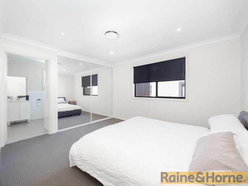 Photo - 4/10 Napier Street, Rooty Hill NSW 2766 - Image 7