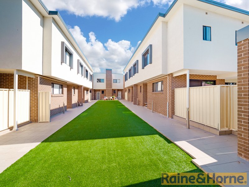 Photo - 4/10 Napier Street, Rooty Hill NSW 2766 - Image 9