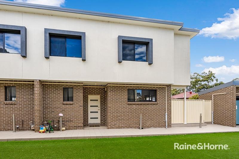 4/10 Napier Street, Rooty Hill NSW 2766