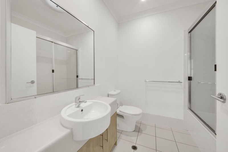 Photo - 4/10 Nothling Street, New Auckland QLD 4680 - Image 6