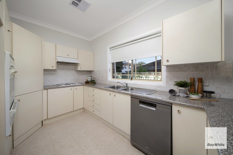 Photo - 4/10 Nullaburra Road, Caringbah NSW 2229 - Image 3