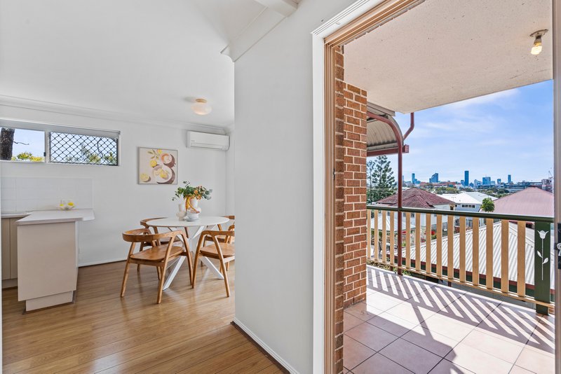 Photo - 4/10 Portland Street, Annerley QLD 4103 - Image 1