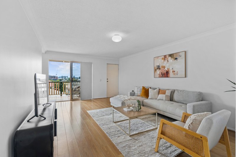 Photo - 4/10 Portland Street, Annerley QLD 4103 - Image 5