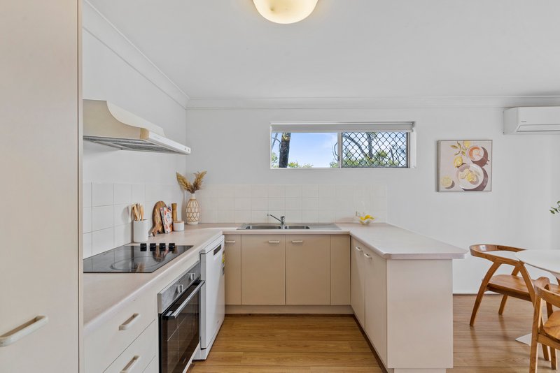 Photo - 4/10 Portland Street, Annerley QLD 4103 - Image 13