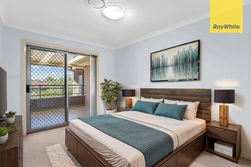 Photo - 4/10 Quinn Avenue, Seven Hills NSW 2147 - Image 8