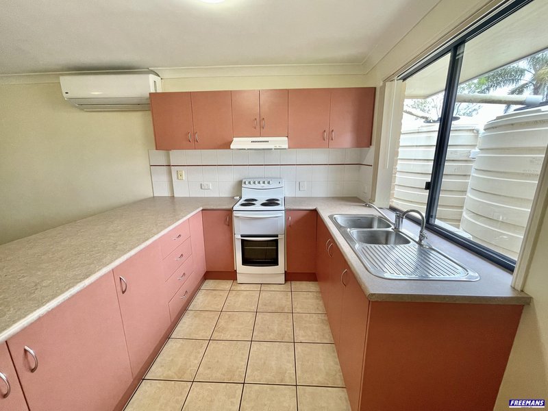 Photo - 4/10 Thelma Street, Kingaroy QLD 4610 - Image 8