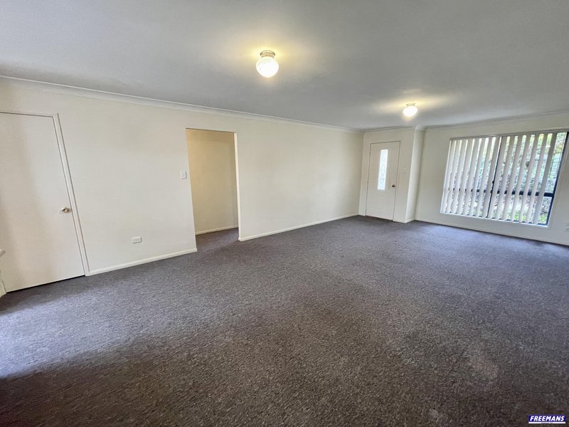 Photo - 4/10 Thelma Street, Kingaroy QLD 4610 - Image 13