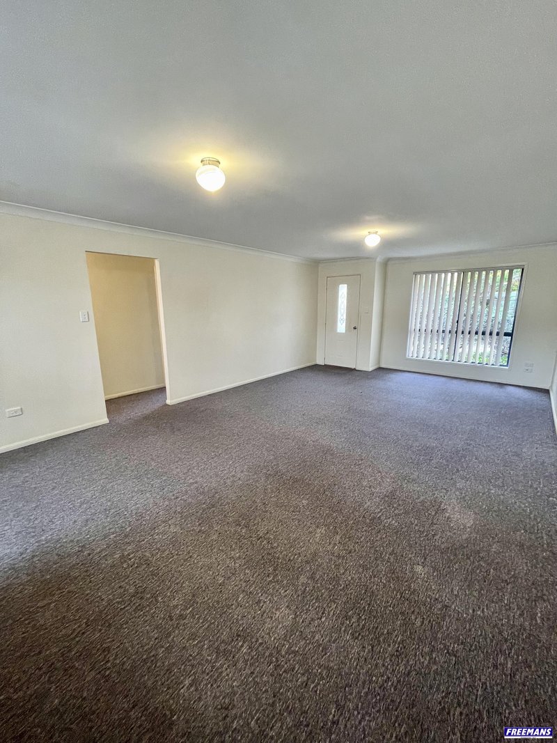 Photo - 4/10 Thelma Street, Kingaroy QLD 4610 - Image 14