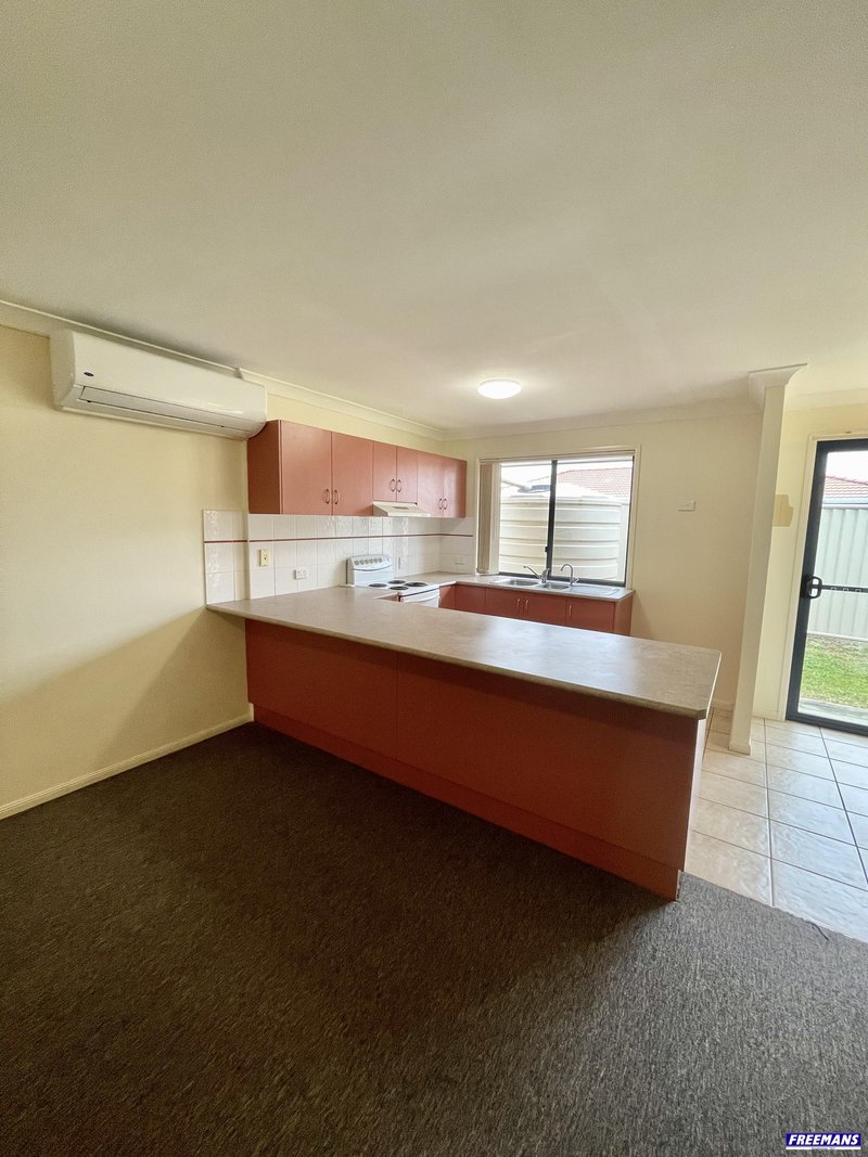 Photo - 4/10 Thelma Street, Kingaroy QLD 4610 - Image 31