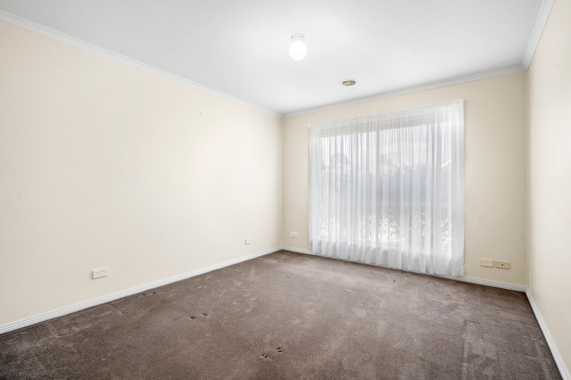 Photo - 4/10 Wheat Court, Lara VIC 3212 - Image 7