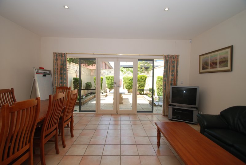 Photo - 4/100 Barton Terrace West , North Adelaide SA 5006 - Image 8