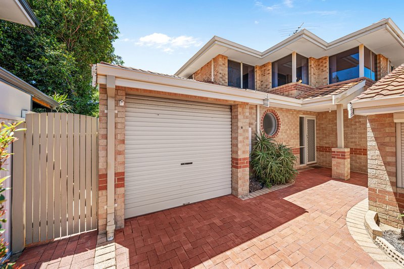 4/100 Deanmore Road, Scarborough WA 6019