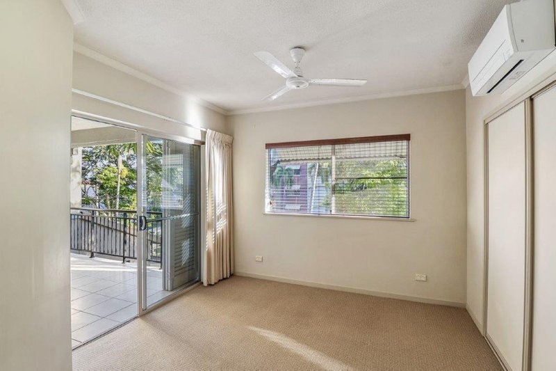 Photo - 410/12-21 Gregory Street, Westcourt QLD 4870 - Image 9