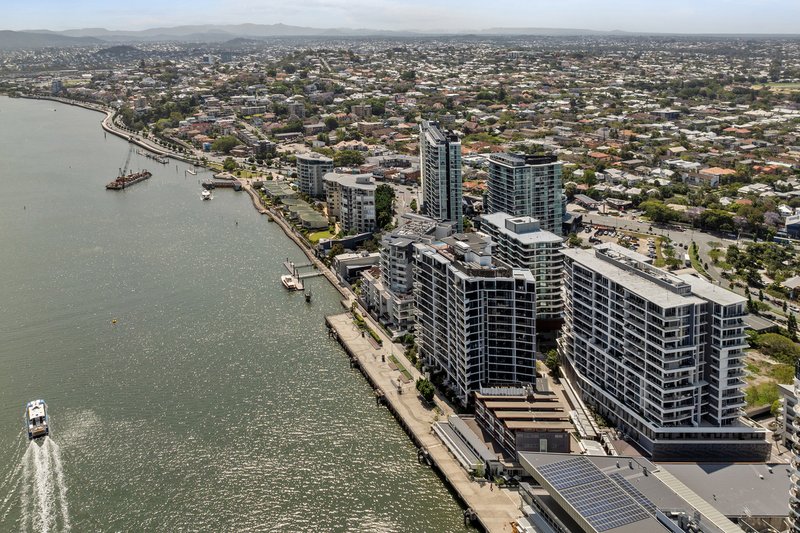 Photo - 4103/37c Harbour Road, Hamilton QLD 4007 - Image 4