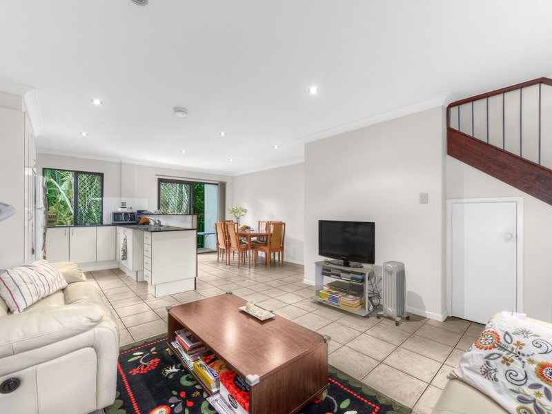 Photo - 4/104 Richmond Road, Morningside QLD 4170 - Image 2