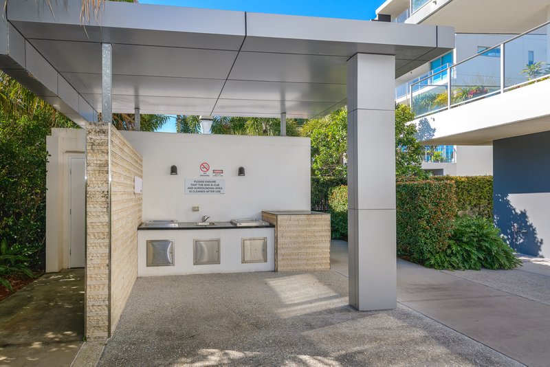 Photo - 410/41 Harbour Town Drive, Biggera Waters QLD 4216 - Image 12