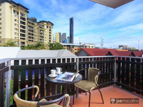 Photo - 410/455 Brunswick Street, Fortitude Valley QLD 4006 - Image 1