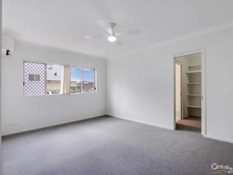 Photo - 4/105 Bradman Avenue, Maroochydore QLD 4558 - Image 8