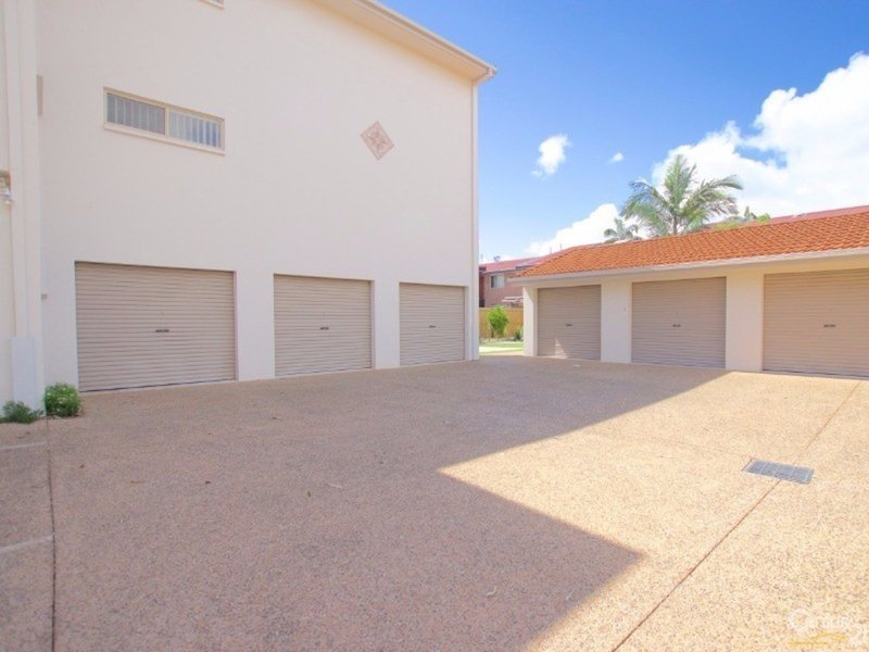 Photo - 4/105 Bradman Avenue, Maroochydore QLD 4558 - Image 12