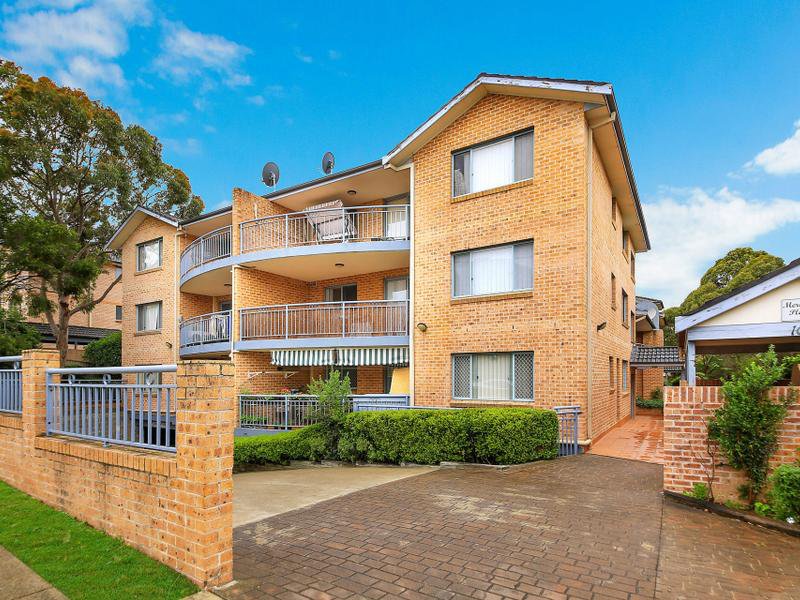 4/105 Meredith Street, Bankstown NSW 2200